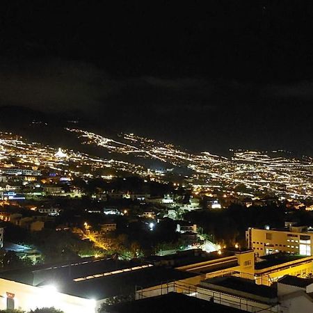 Highrise Madalenas Apartment Funchal  Bagian luar foto