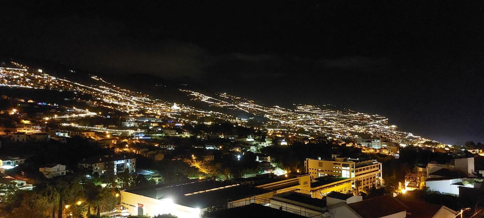 Highrise Madalenas Apartment Funchal  Bagian luar foto