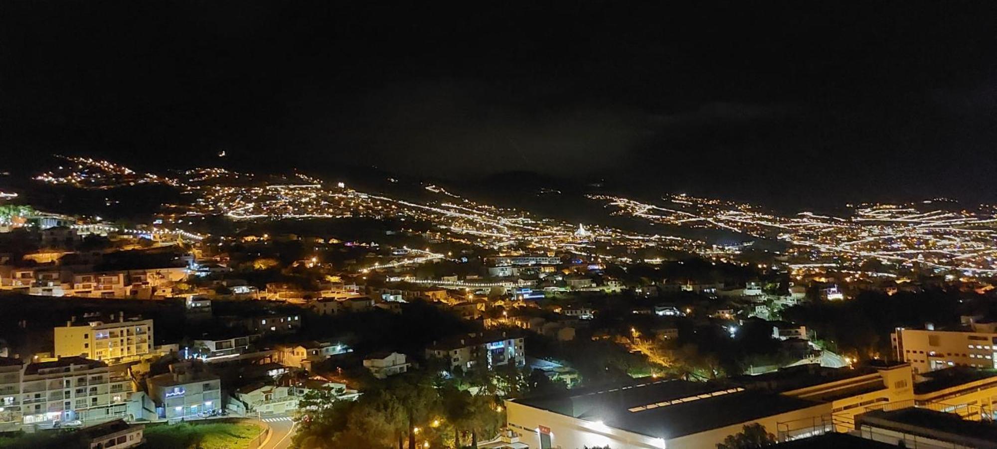 Highrise Madalenas Apartment Funchal  Bagian luar foto
